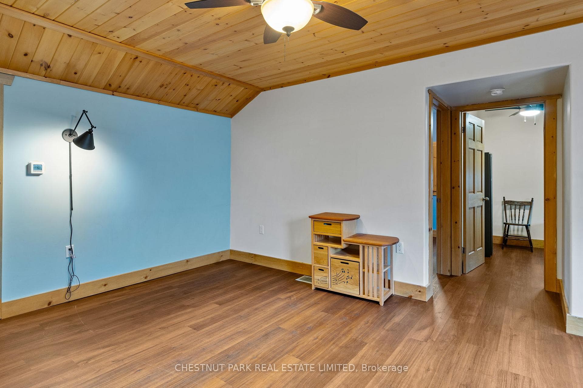 318 HIGHLAND Street photo 12