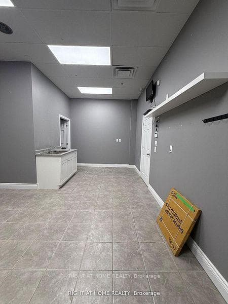 1 De Boers Drive Unit 105 photo 9