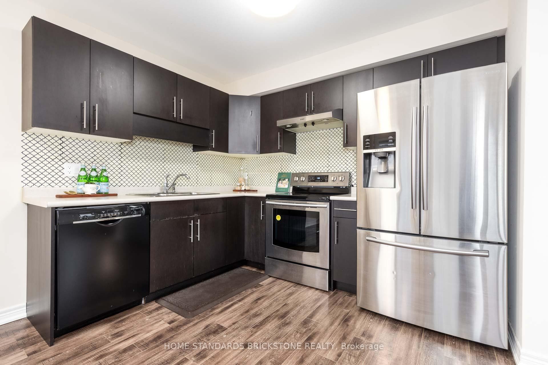 7720 Shaw Street photo 13