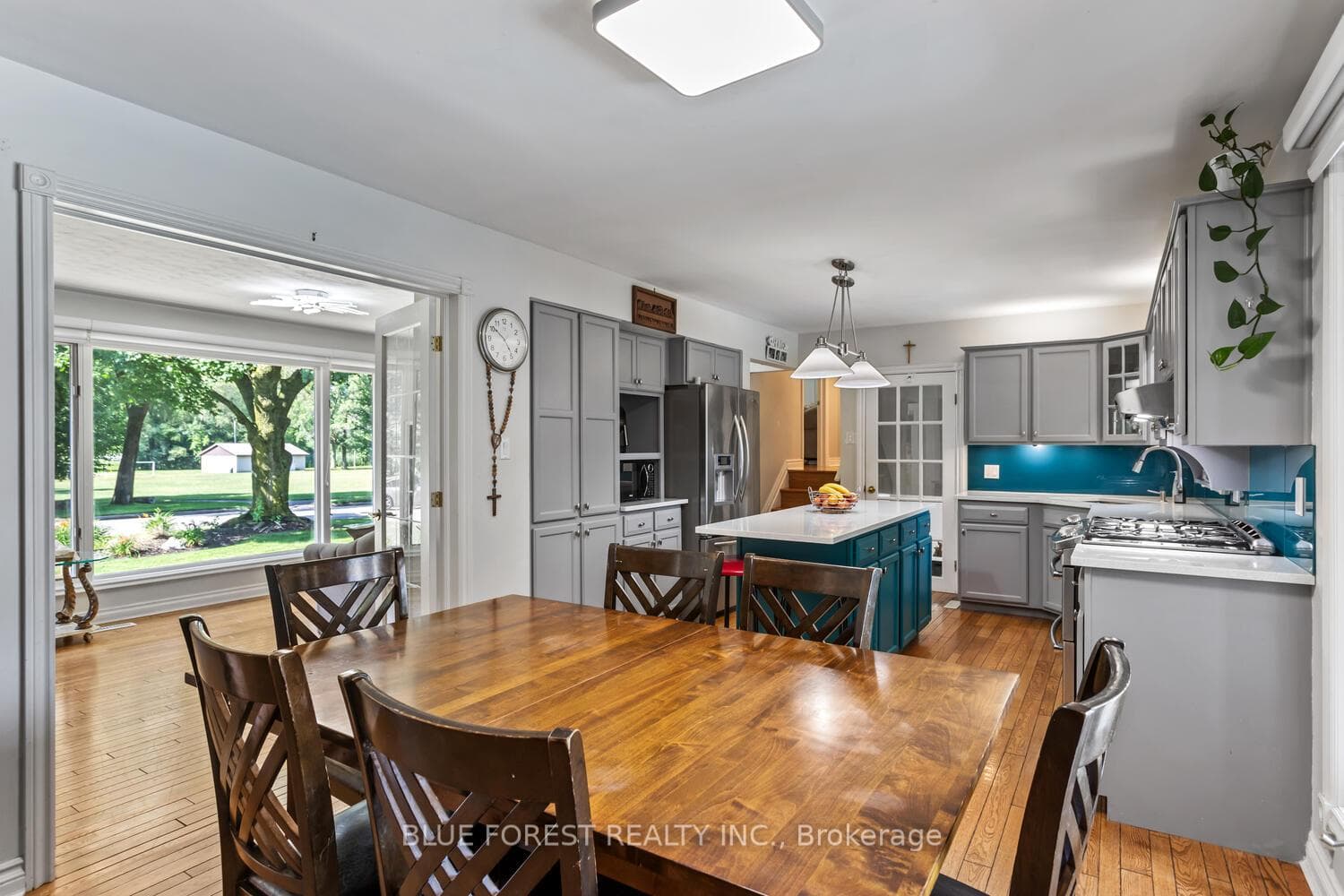 87 Sunray Avenue photo 13