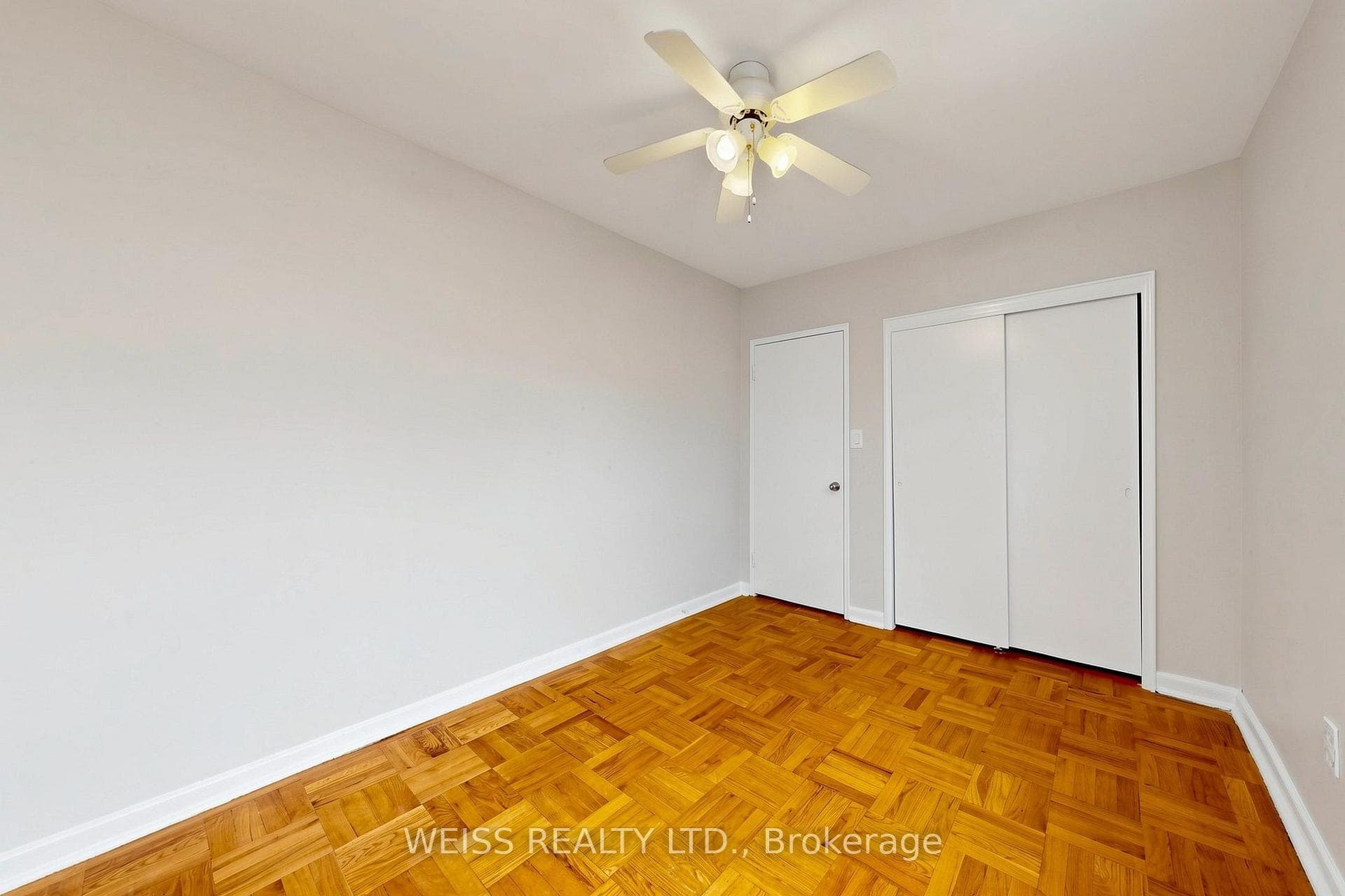 17 Fraserwood Avenue Unit 4 photo 27