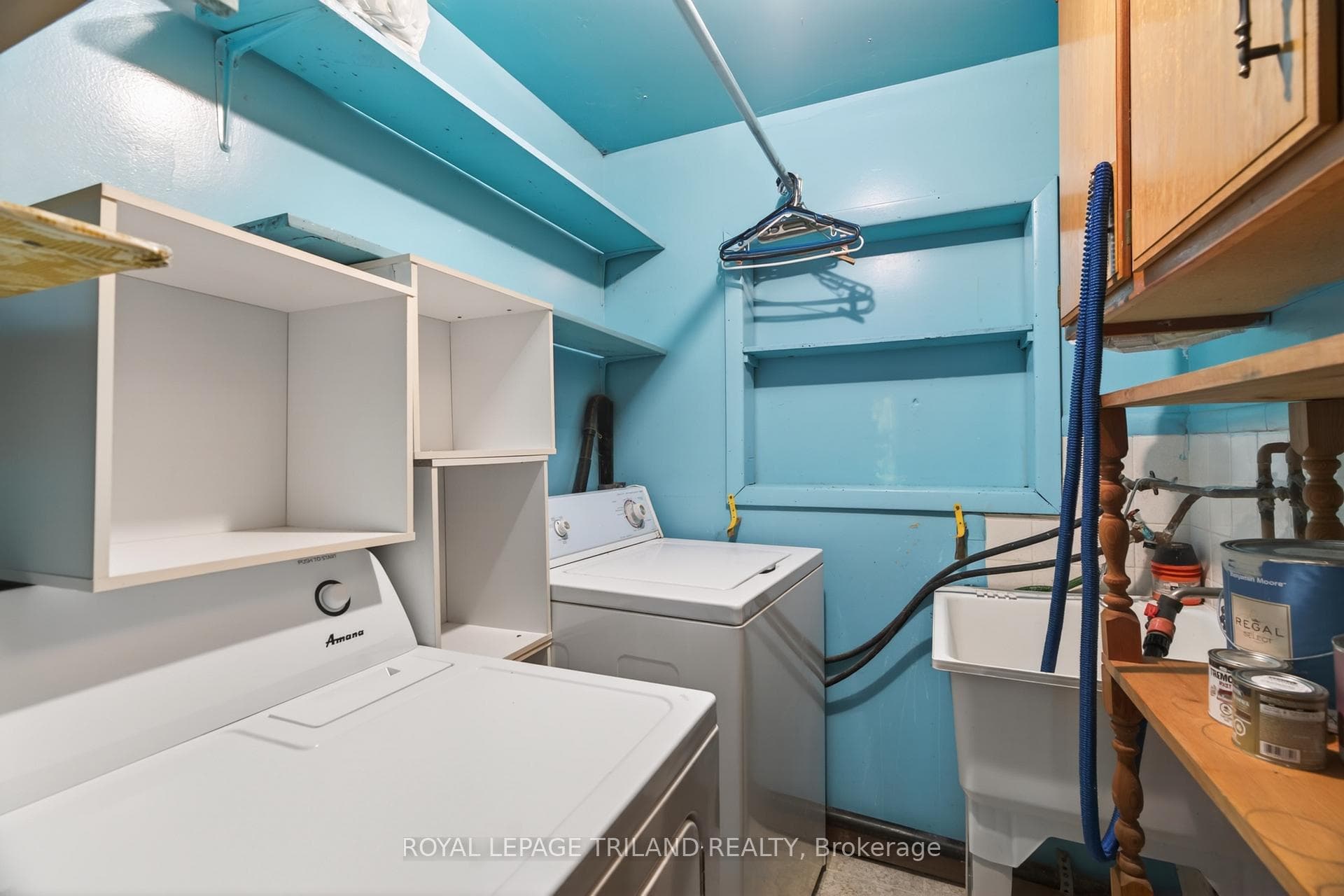 64 Wellington Avenue photo 32