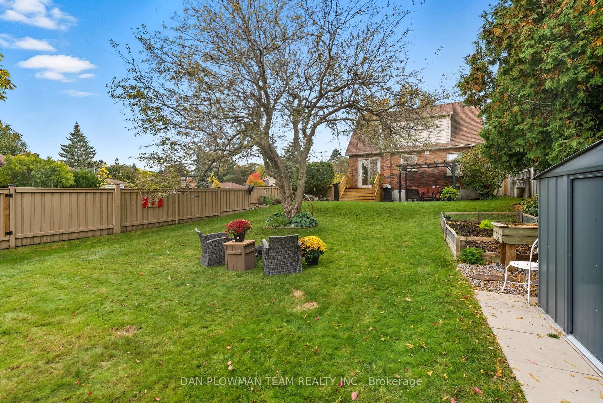 809 Mary Street photo 43