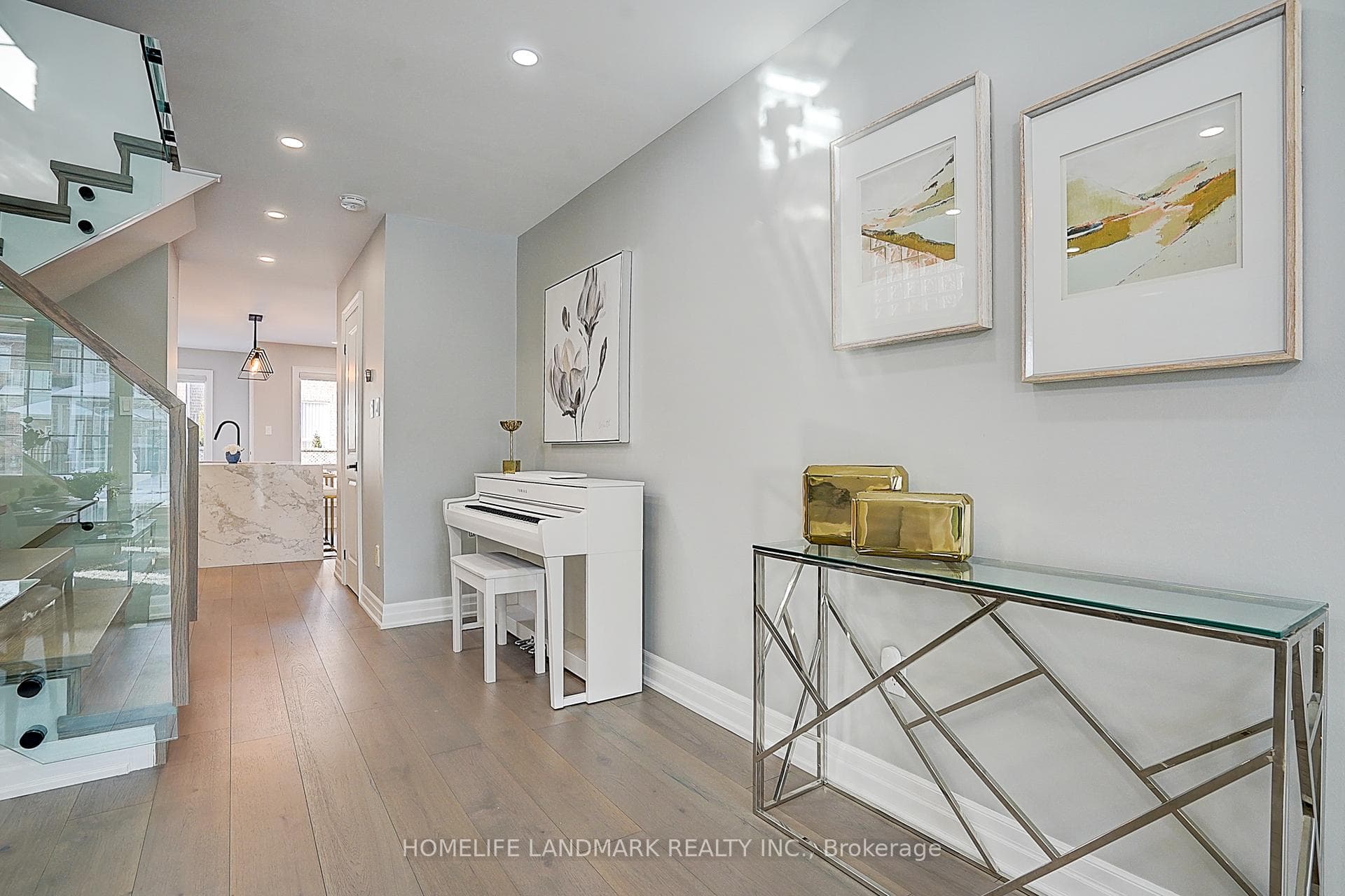 12 Silver Linden Drive photo 12
