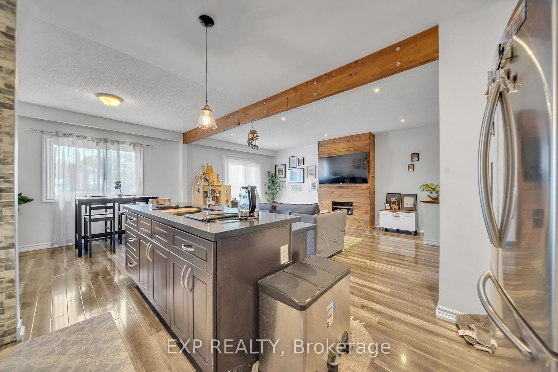 62 Amberwood Square photo 20