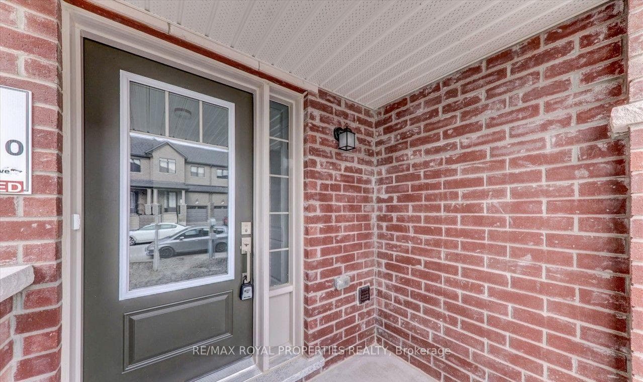 1091 Lockie Drive photo 4