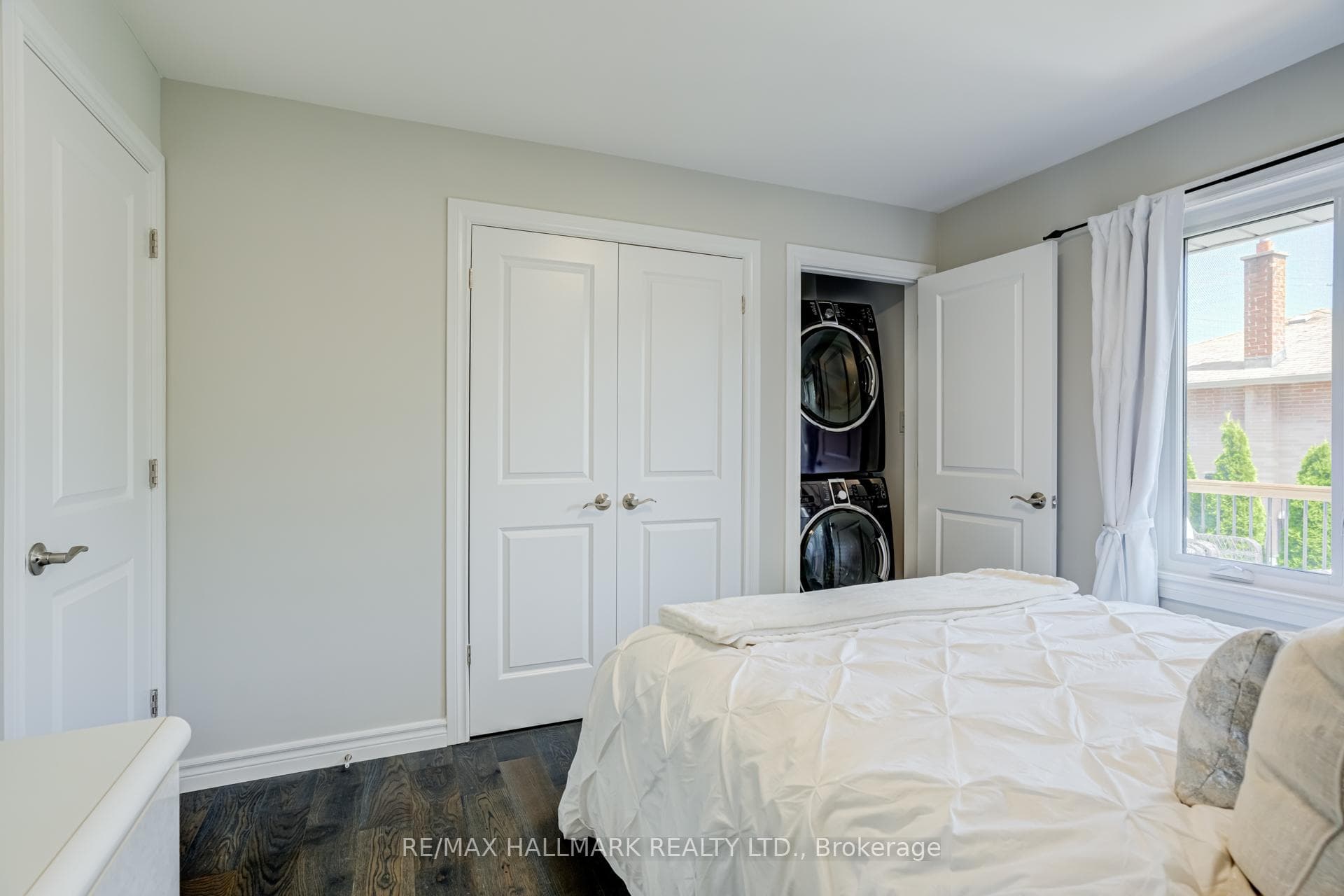 366 Wildwood Drive photo 16