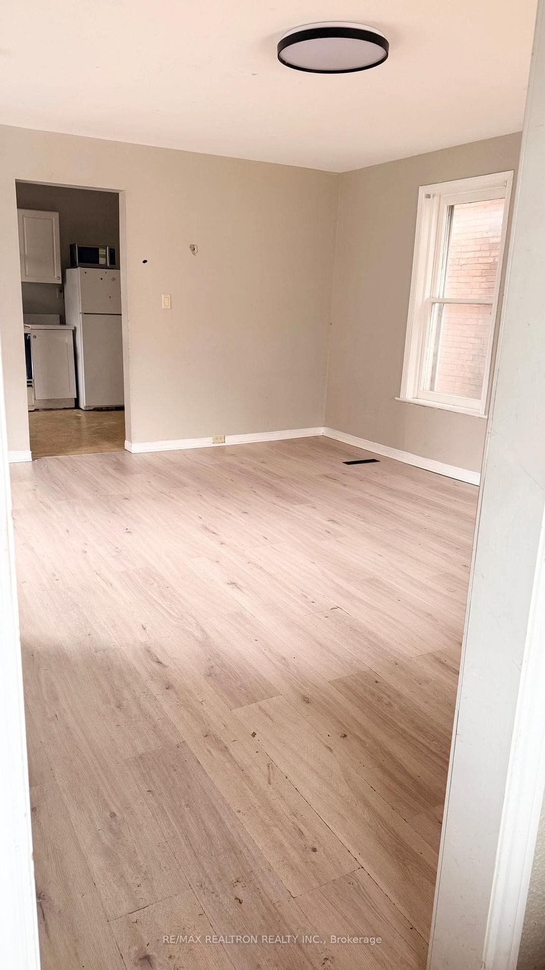 38 LaFayette Avenue photo 6