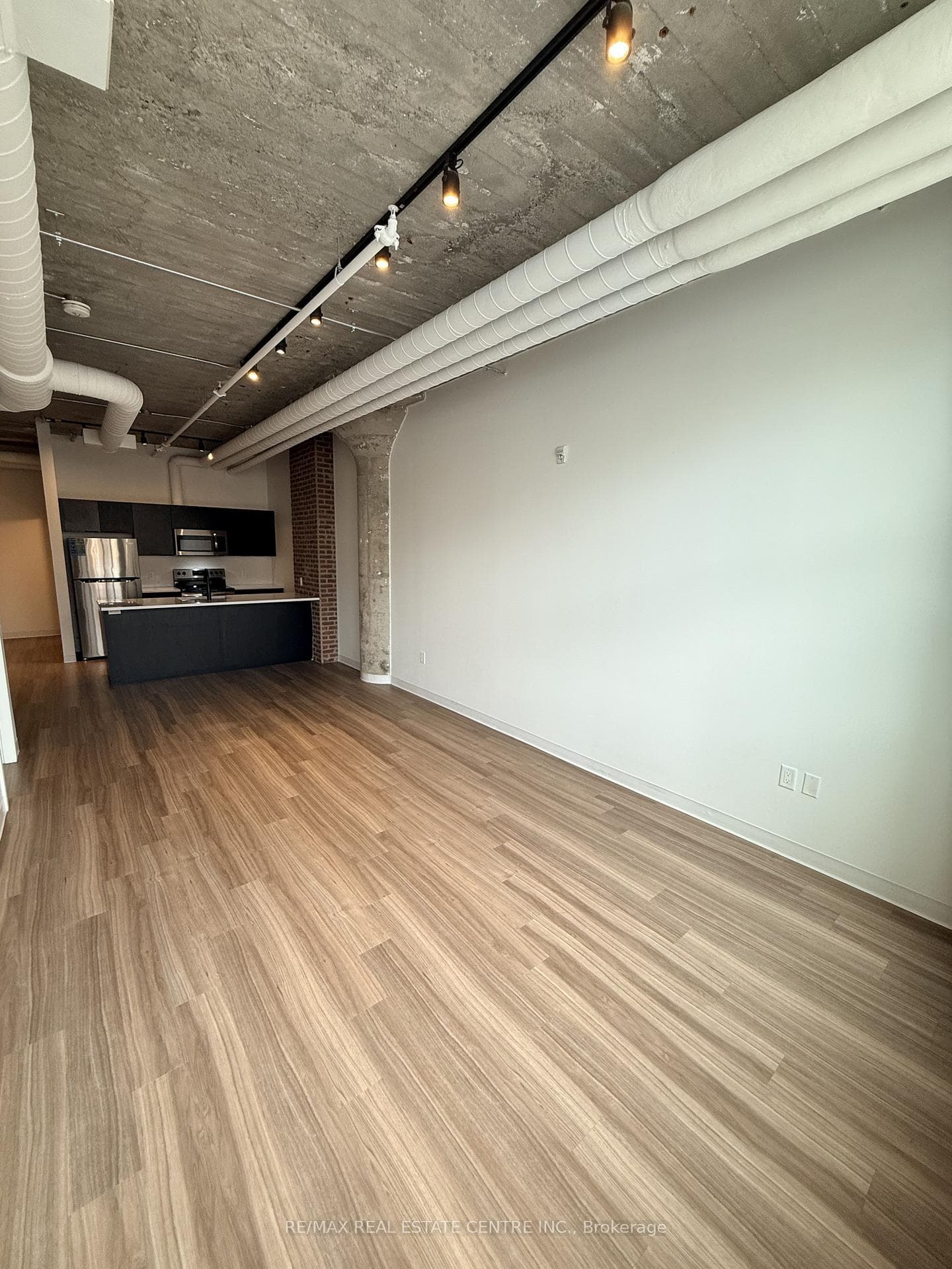 120 Huron Street Unit 110 photo 15