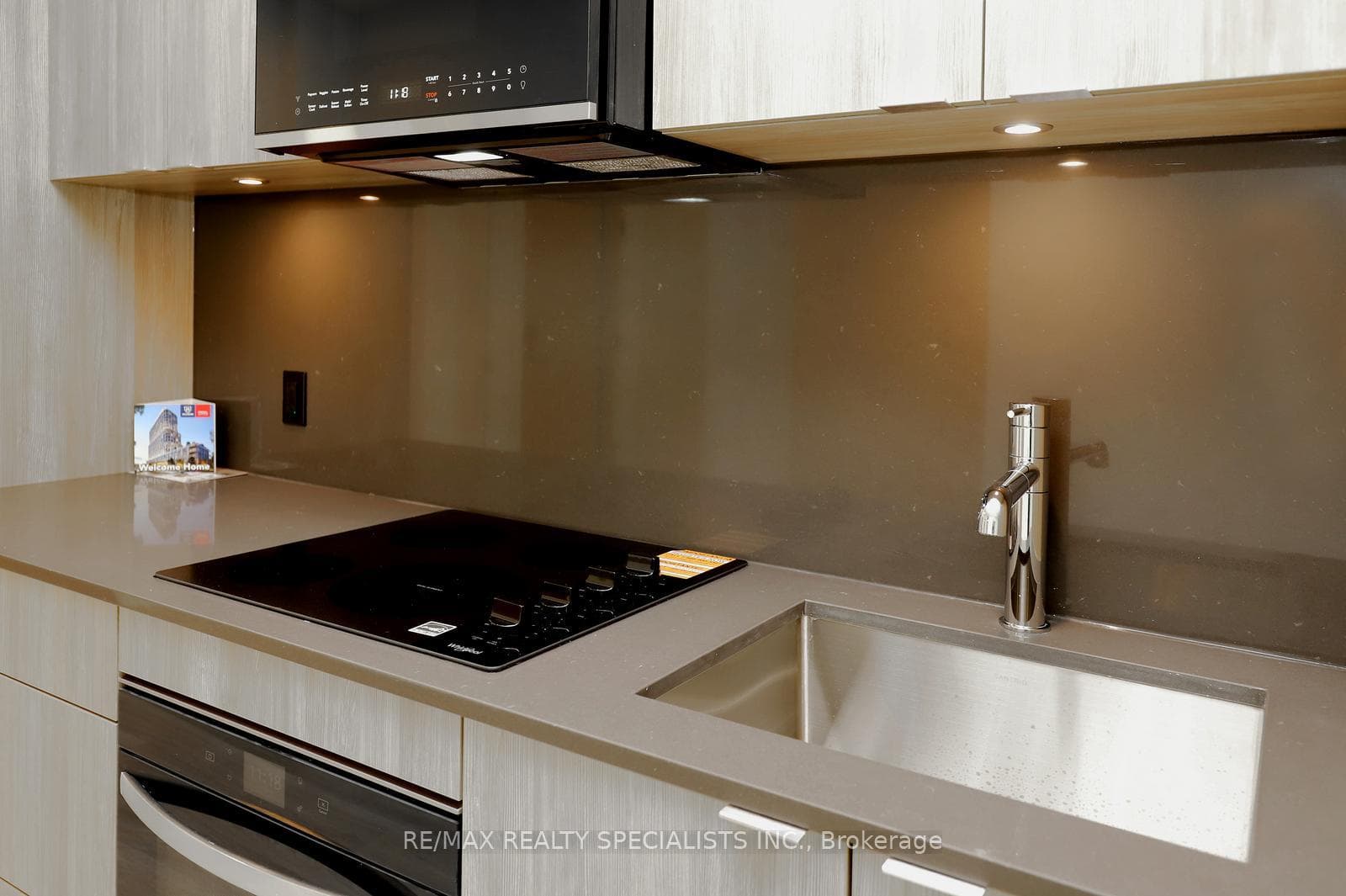25 Cordova Avenue Unit 1207 photo 9