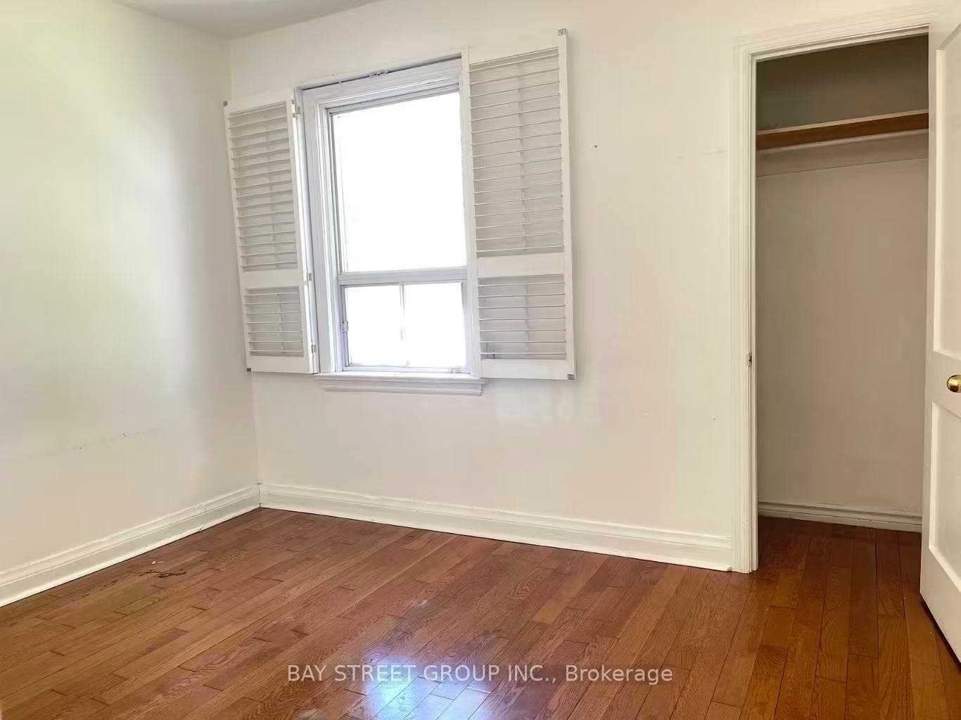 106 Virginia Avenue photo 6