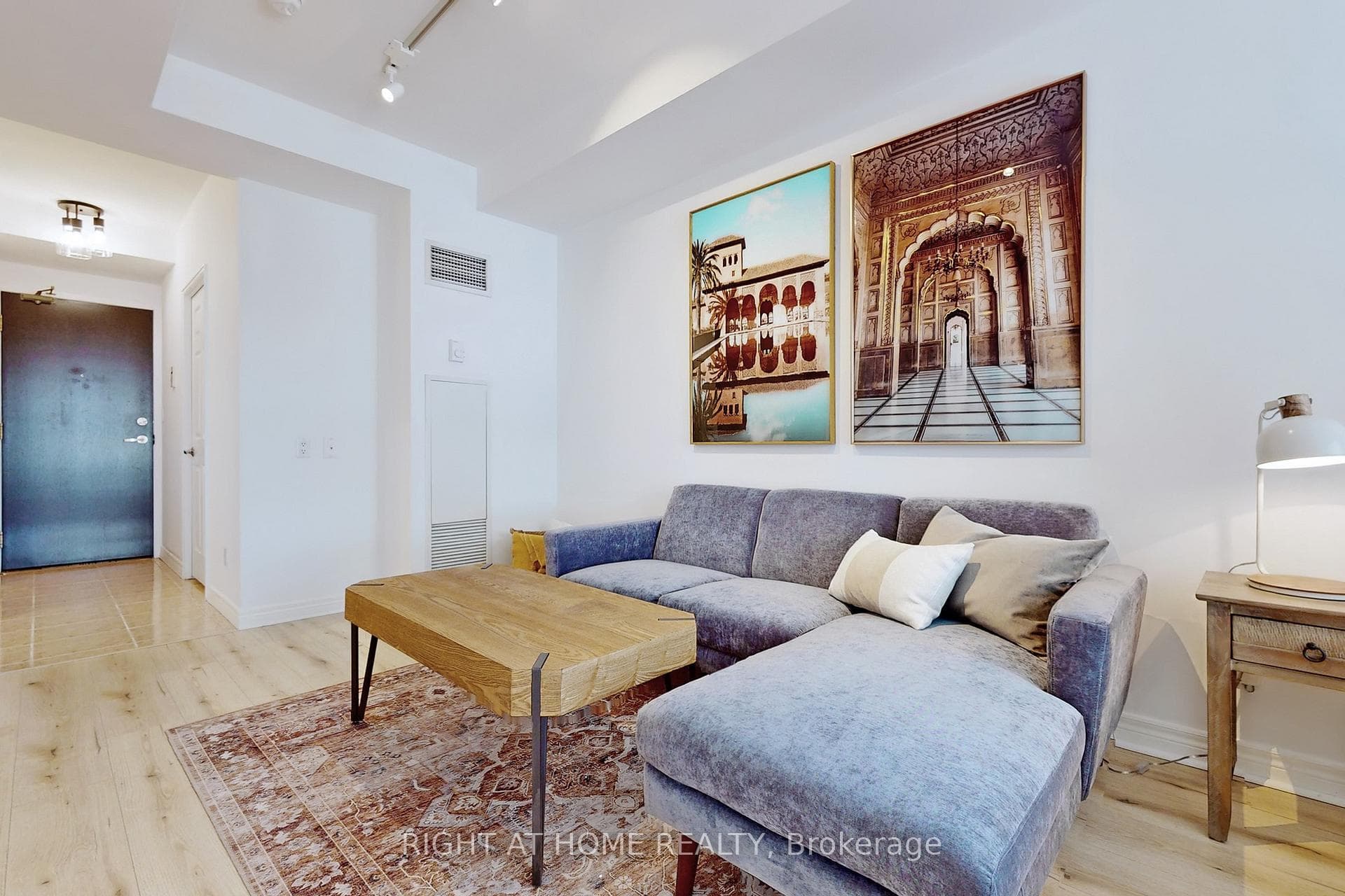 55 Bloor Street Unit 1706 photo 4