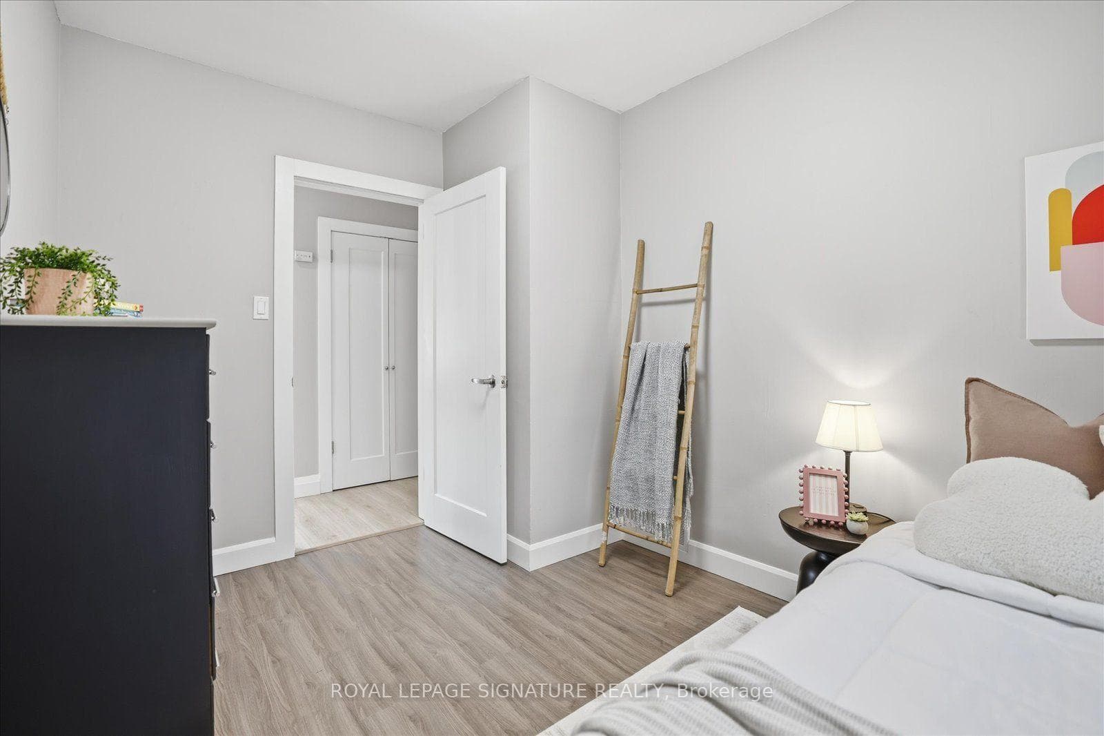 24 Latham Avenue photo 14