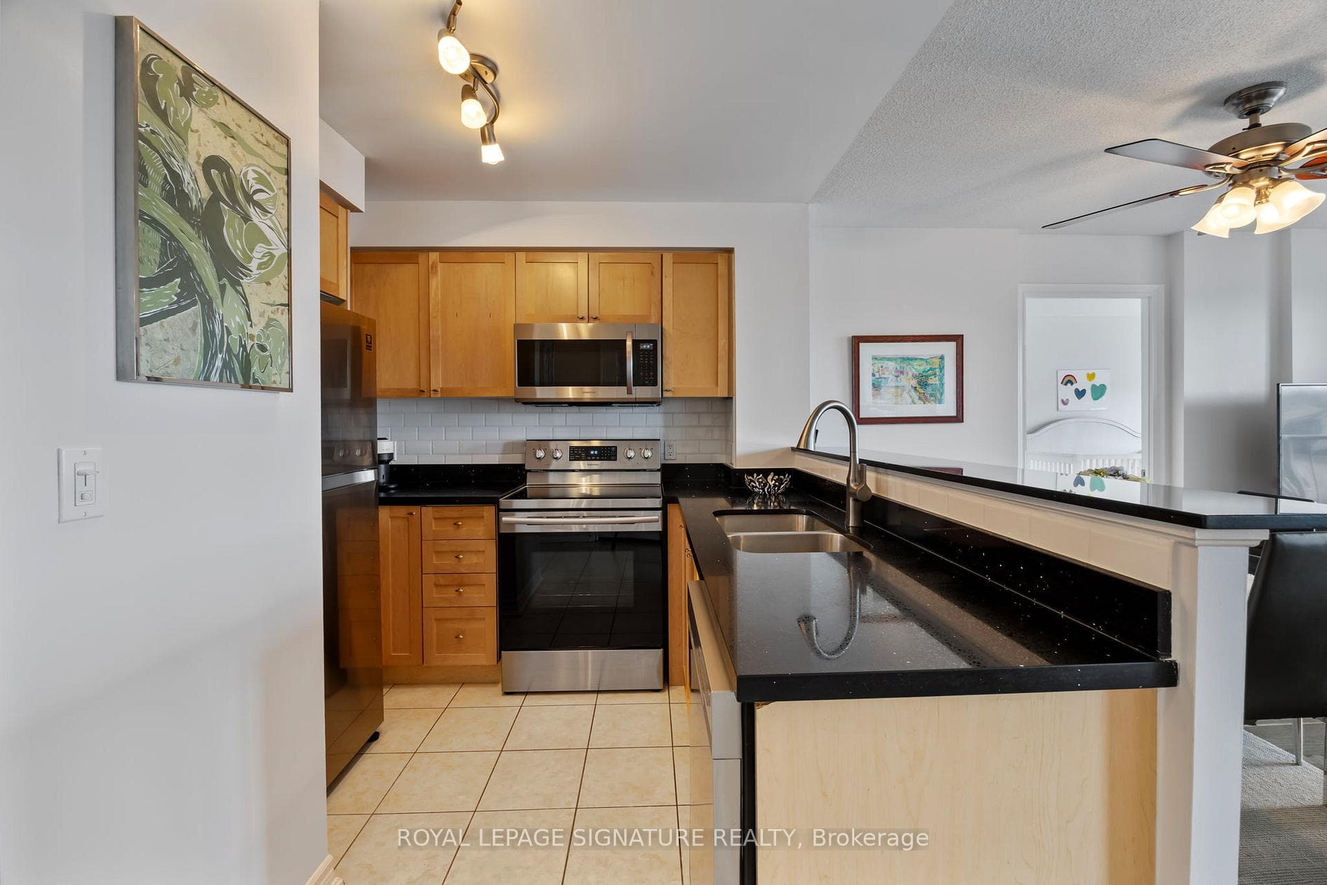 16 Dallimore Circle Unit 416 photo 10
