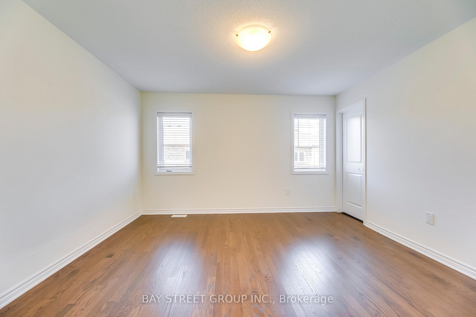 125 Hatt Court photo 21