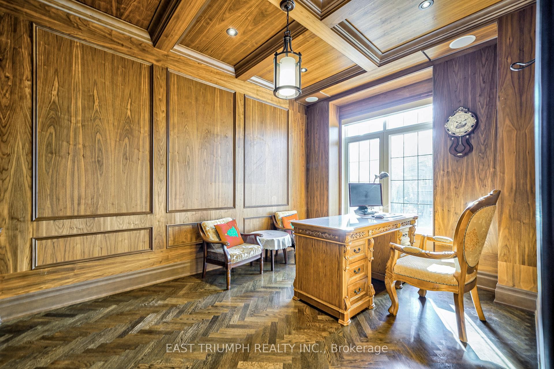 186 Mckee Avenue photo 4