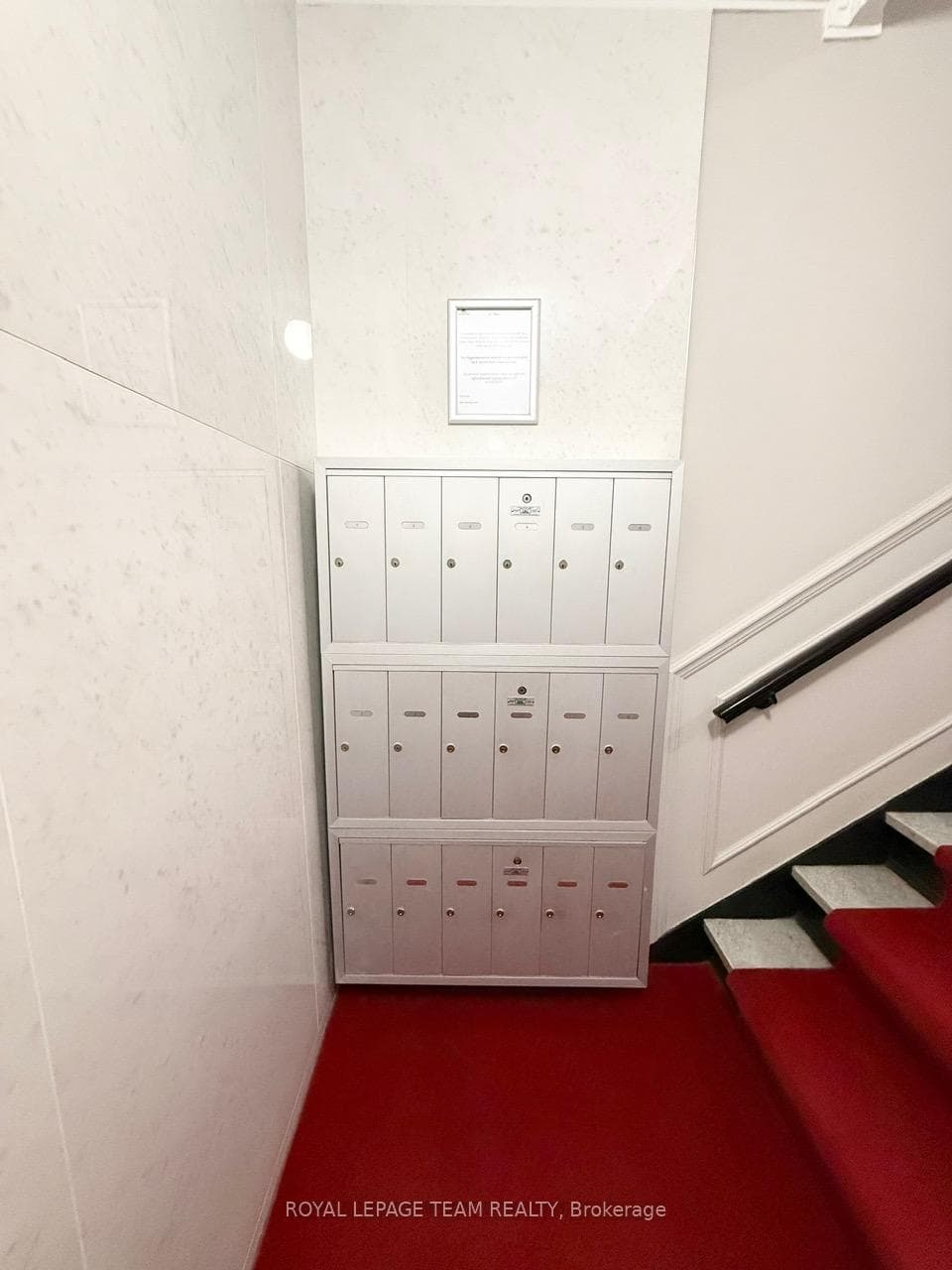 407 ELGIN Street Unit 5 photo 20