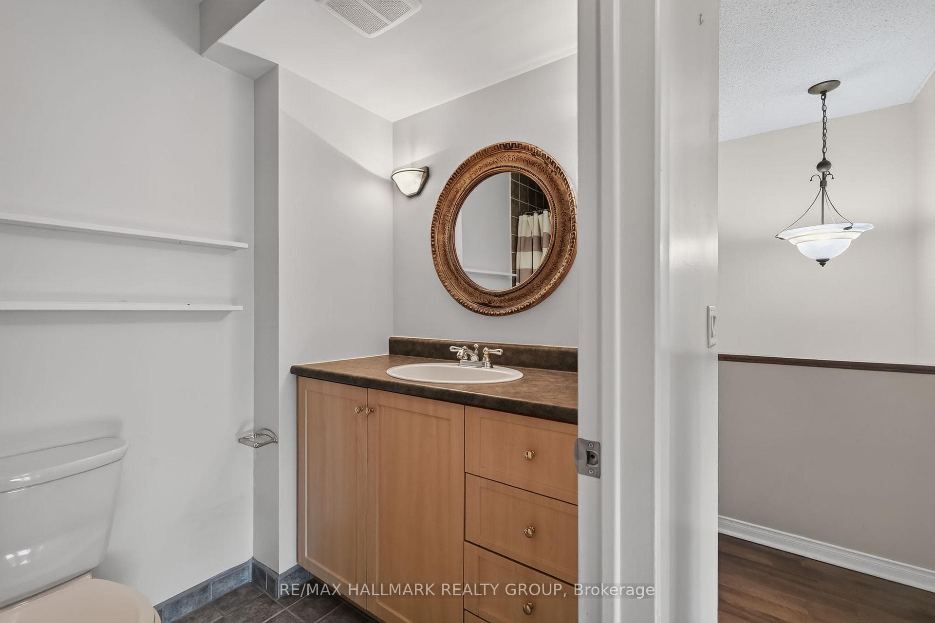 290 CATHCART Street Unit 22 photo 31