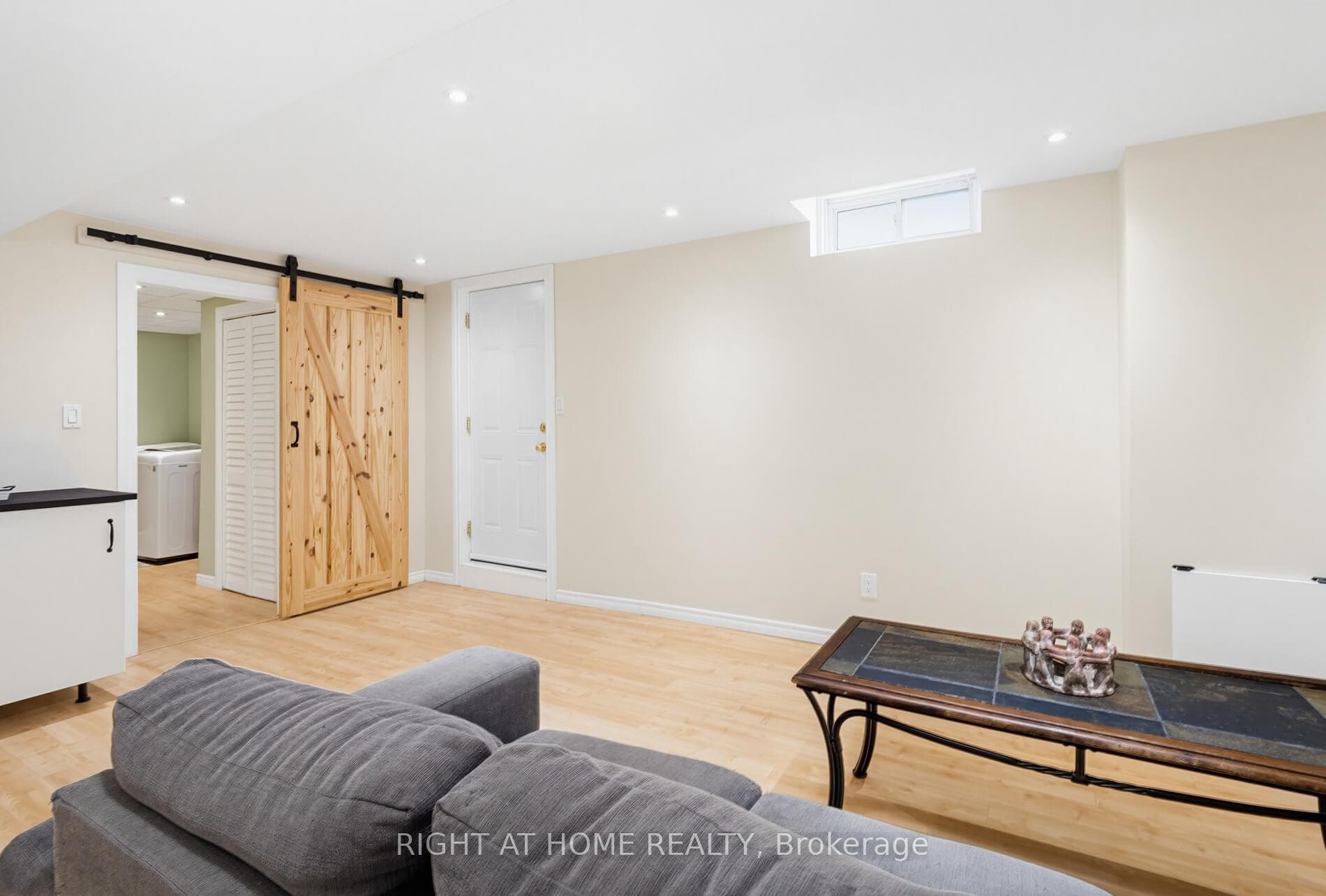 16 Marengo Court photo 26