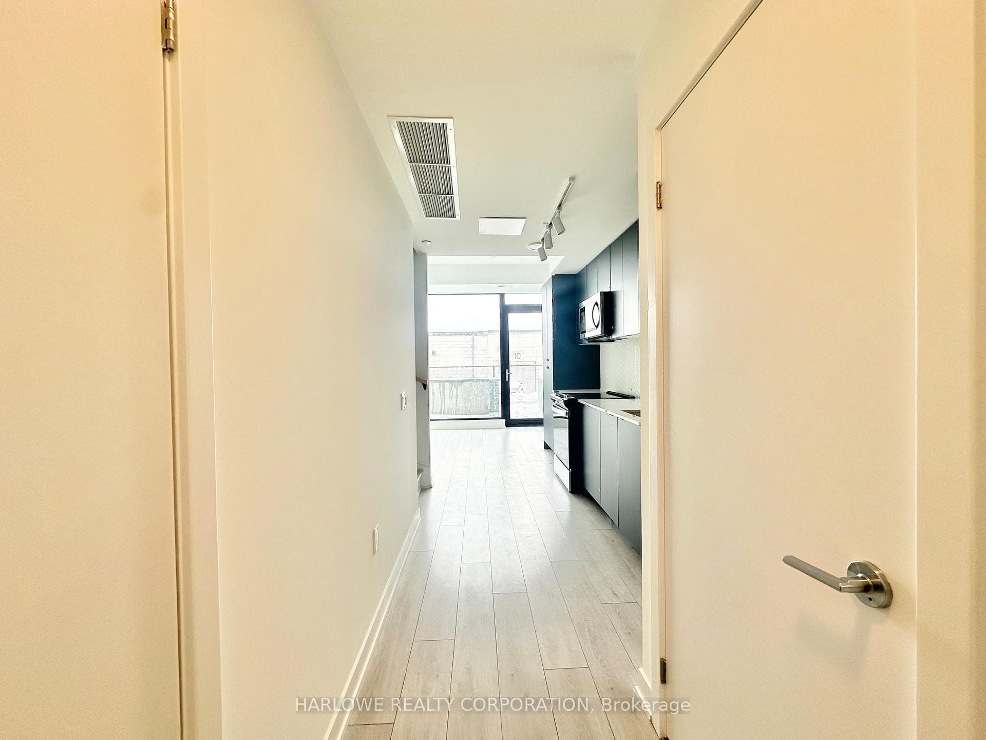 1614 Charles Street Unit 152 D photo 7