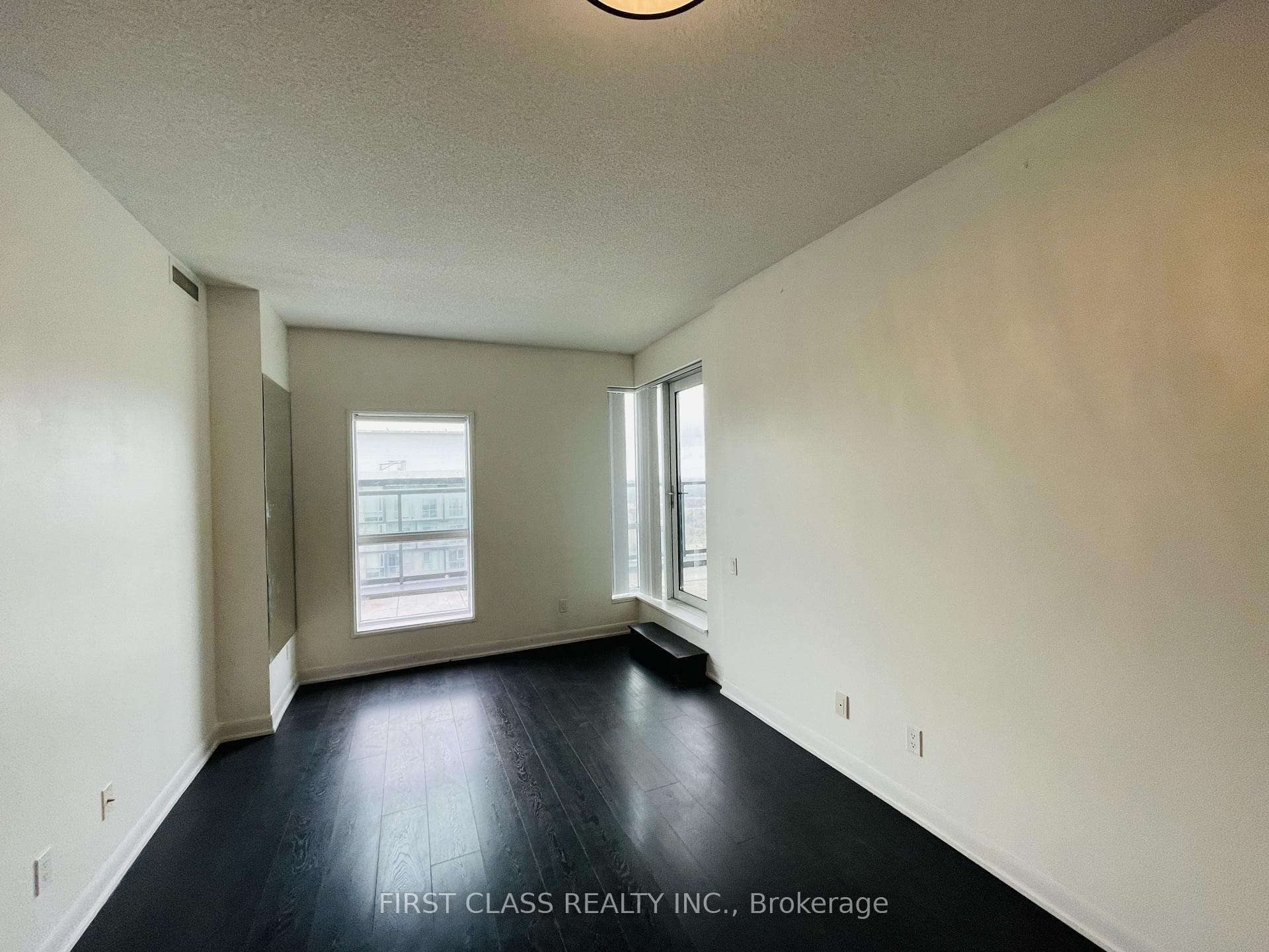 5168 Yonge Street Unit PH305 photo 10
