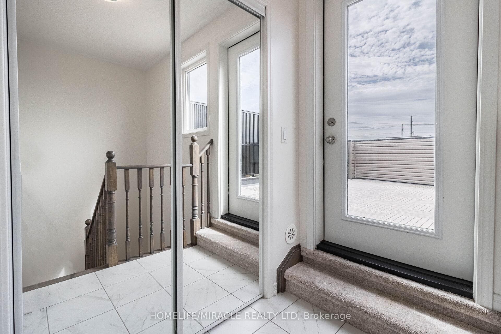 8835 Sheppard Avenue Unit 324 photo 37