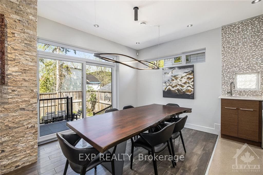 129 WESLEY Avenue photo 6
