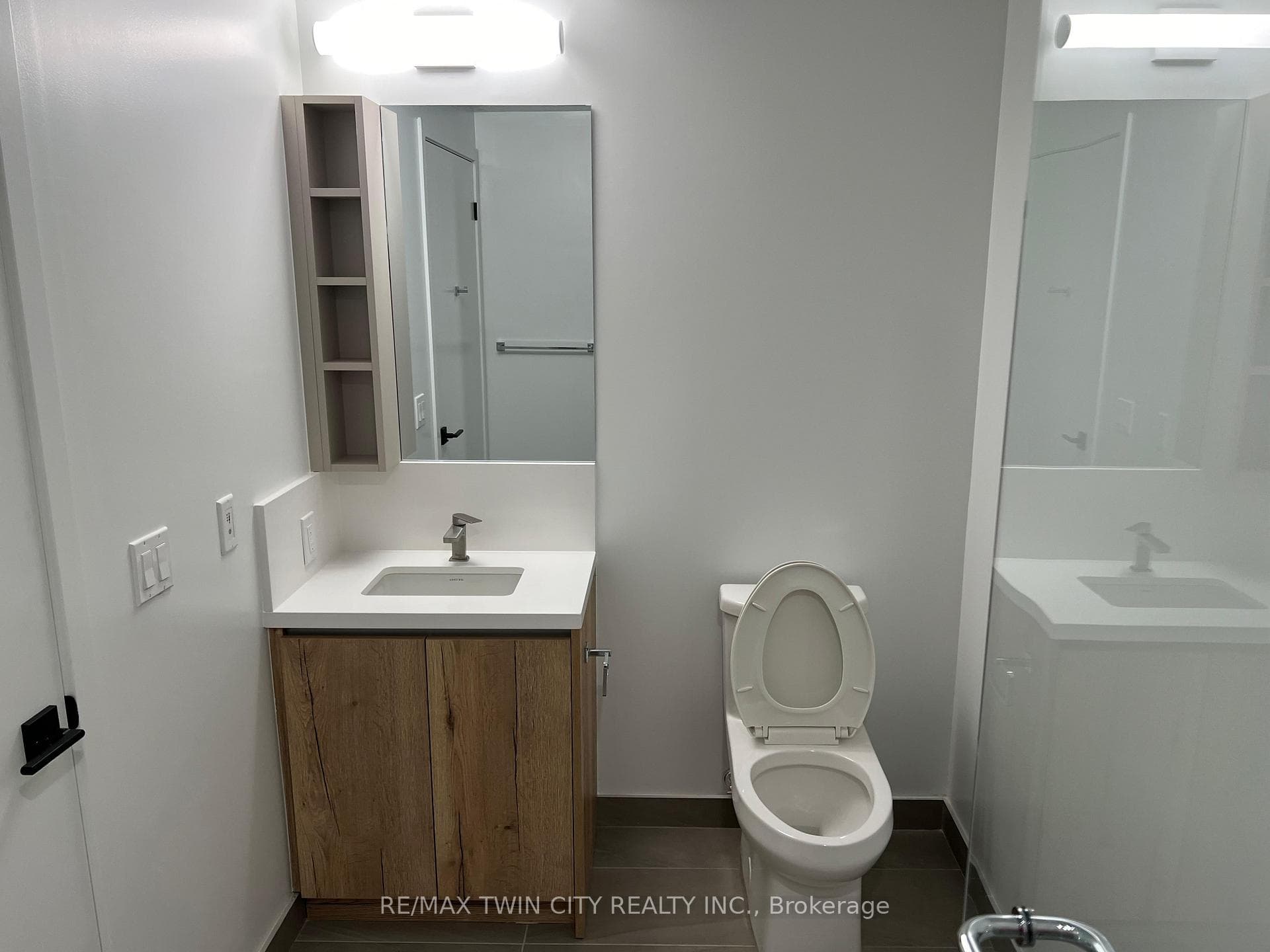 319 Jarvis Street Unit 4612 photo 7