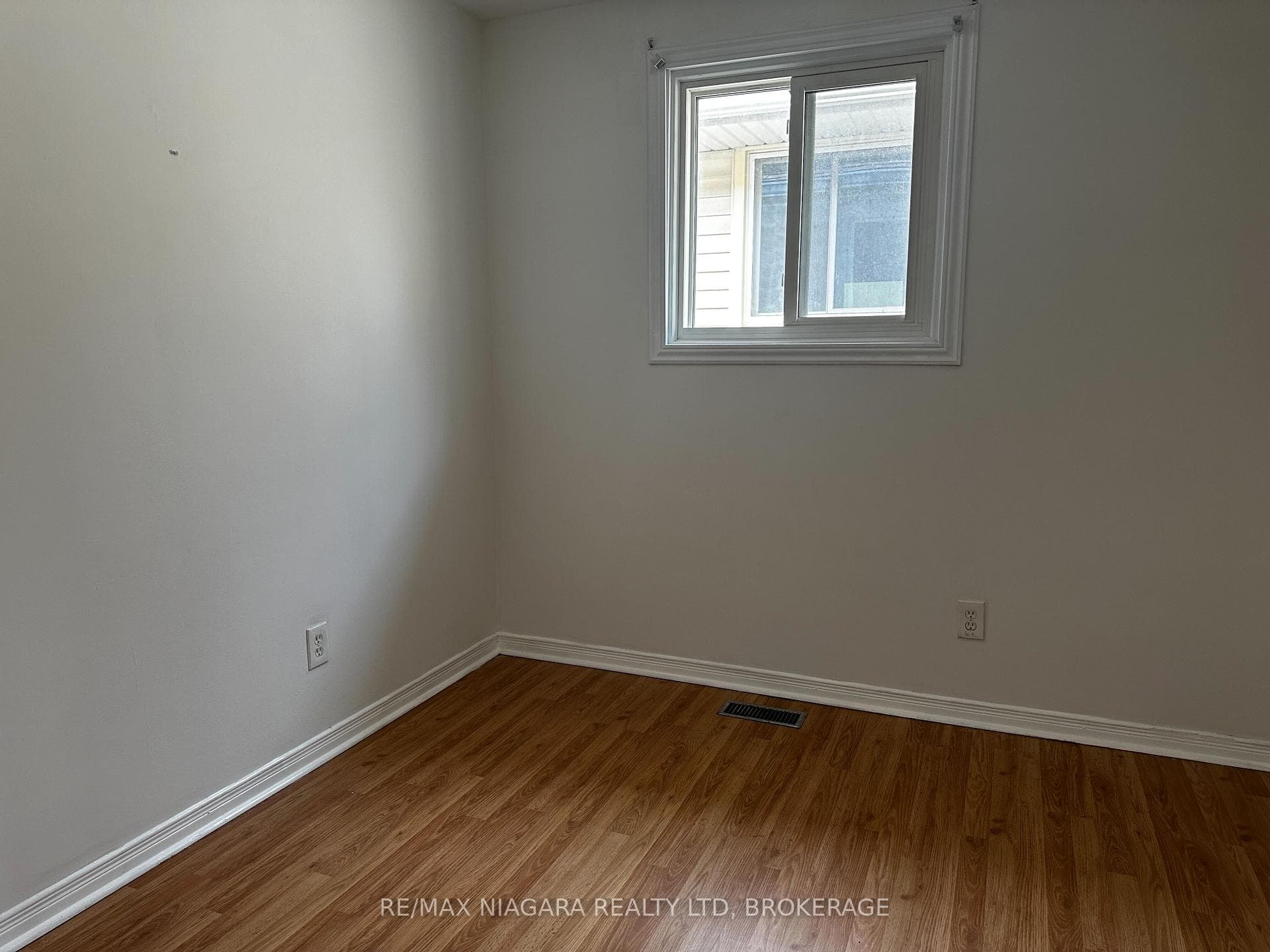 43 A Beachaven Drive Unit Upper photo 6