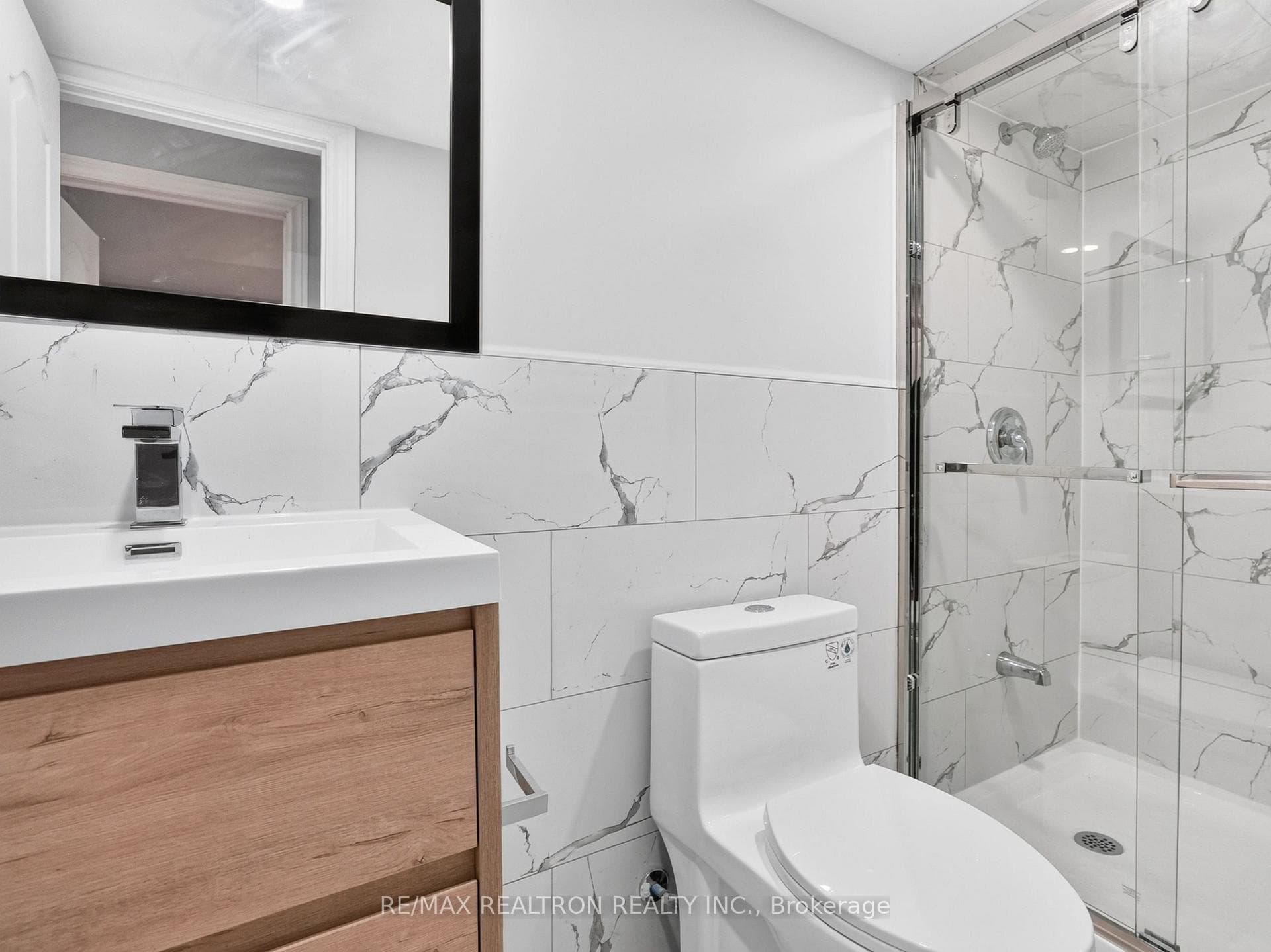 32 Whitlock Crescent photo 43