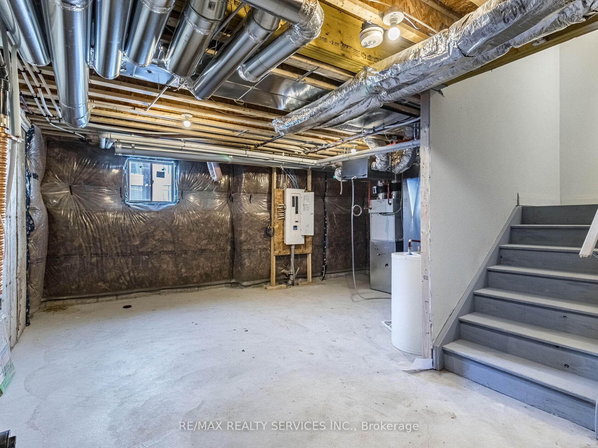 4 Petch Avenue photo 33