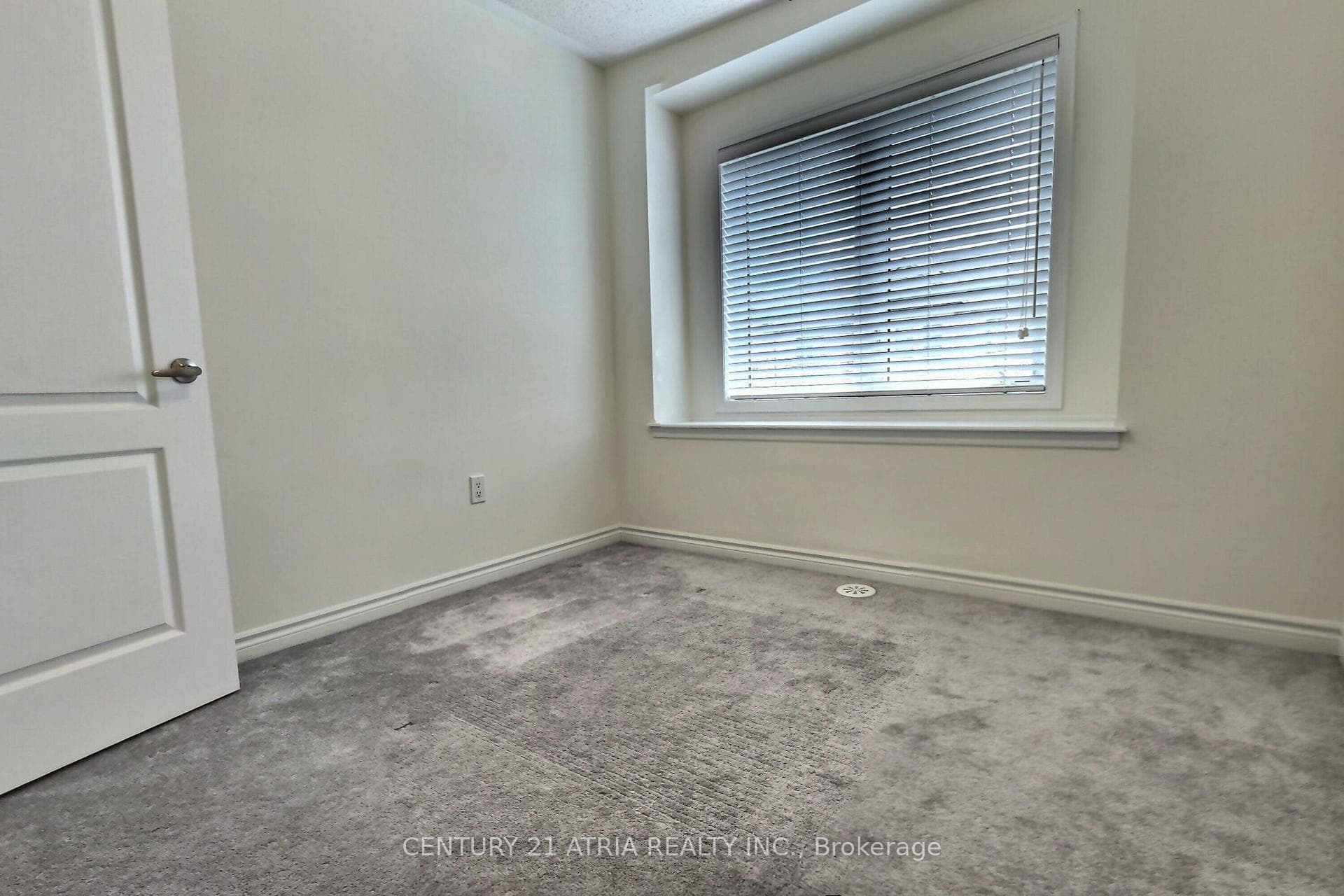 66 Cornell Centre Boulevard photo 22