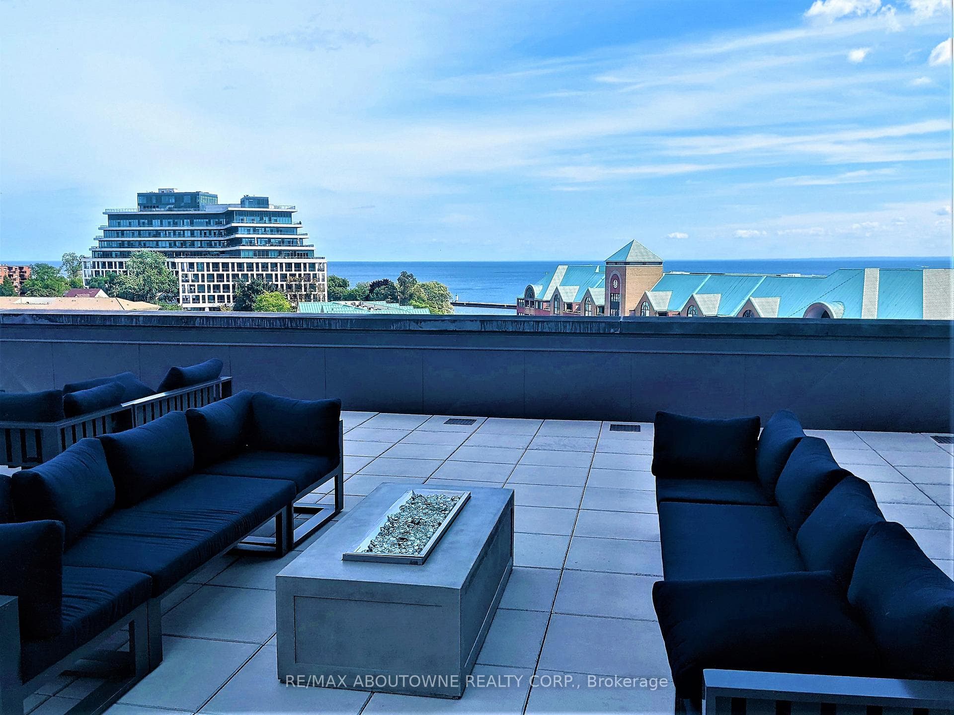 125 Bronte Road Unit 603 photo 17