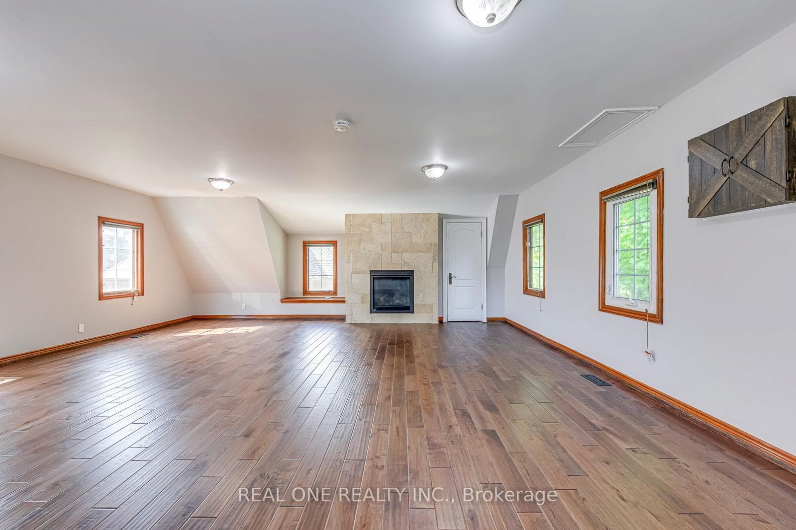 308 Morrison Road photo 26