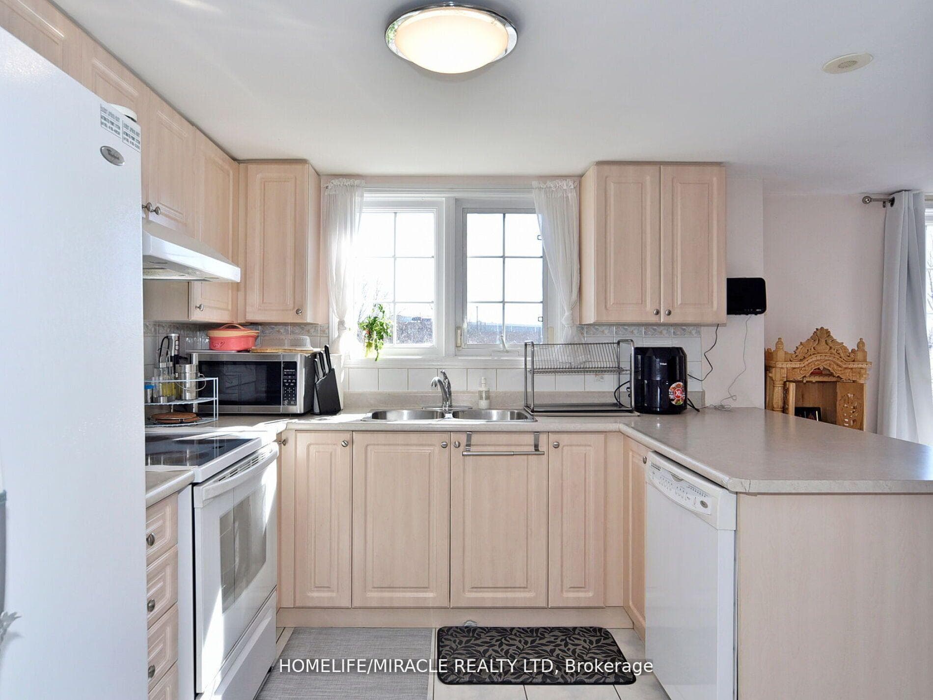 200 Mclevin Avenue Unit 116 photo 21
