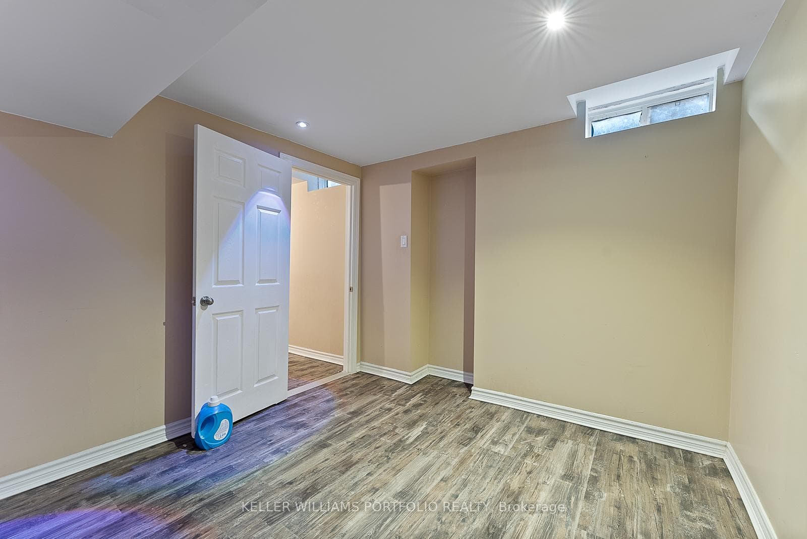 66 Armitage Crescent photo 45