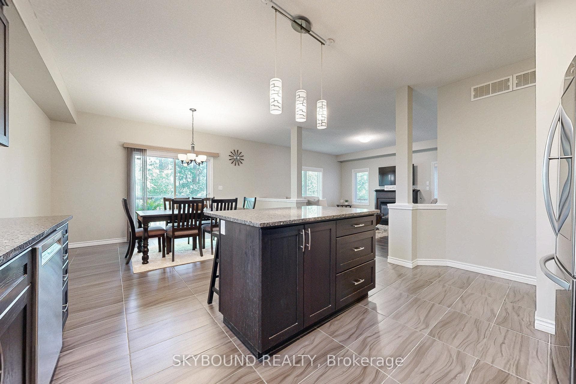305 Wesley Boulevard photo 19