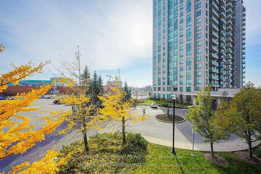 100 promenade Circle Unit 205 photo 4