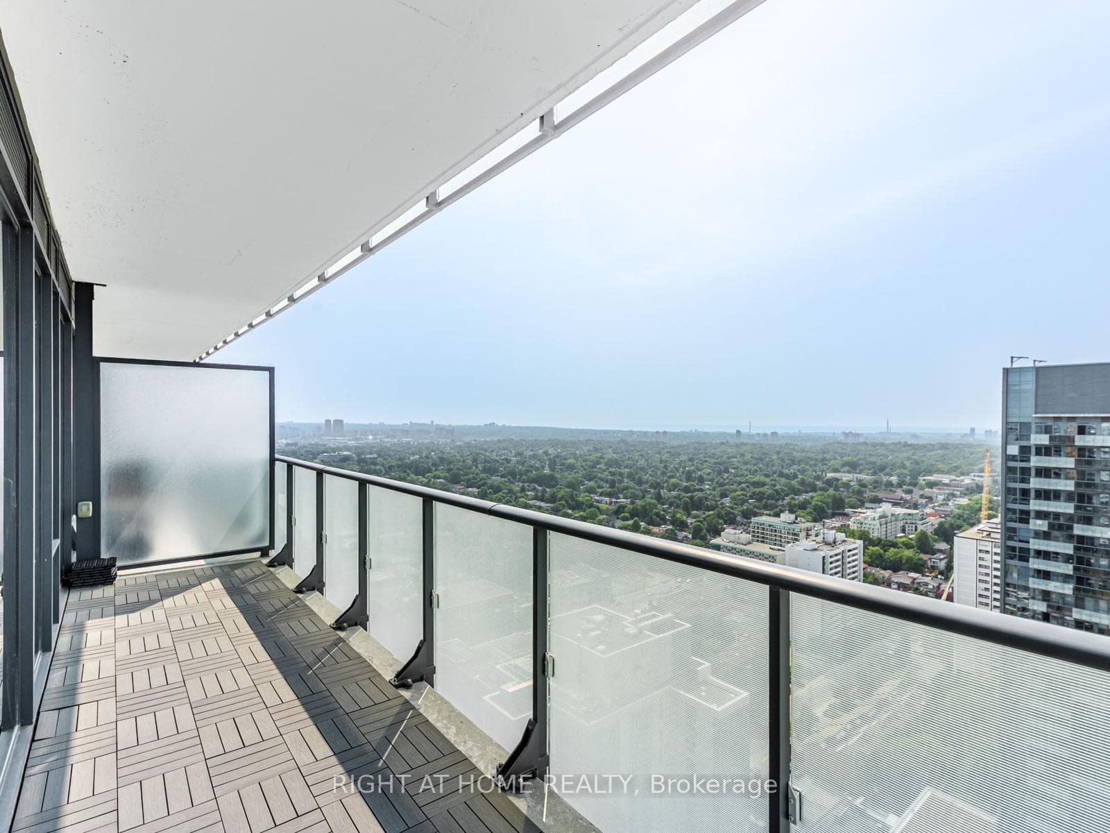 185 Roehampton Avenue Unit 3110 photo 24