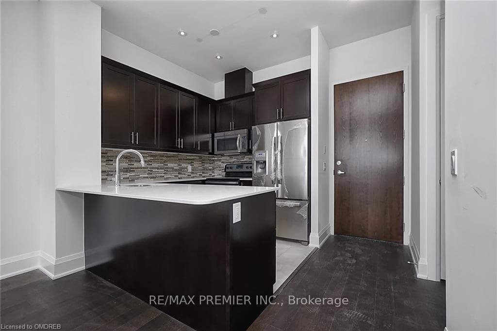 2480 PRINCE MICHAEL Drive Unit 729 photo 6