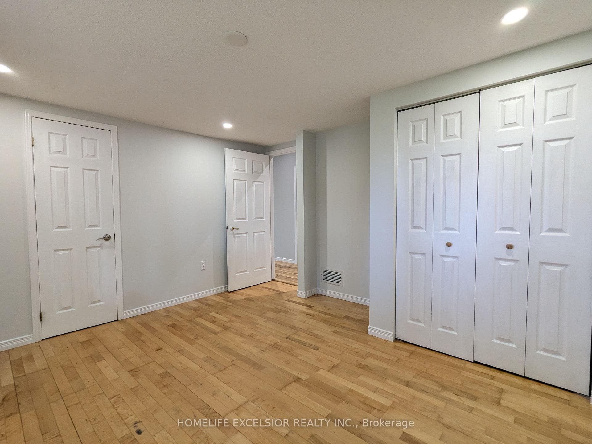 8850 Lakeridge Rd Road Unit 3 photo 8