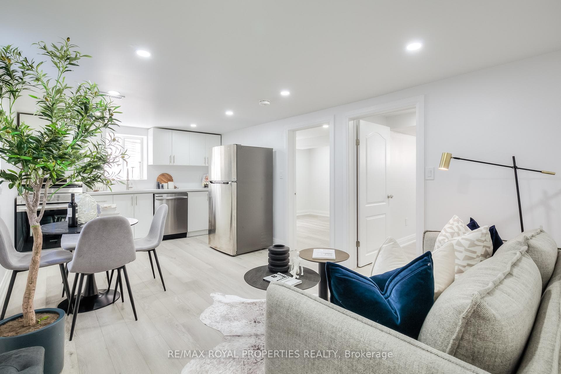 734 Annland Street photo 42