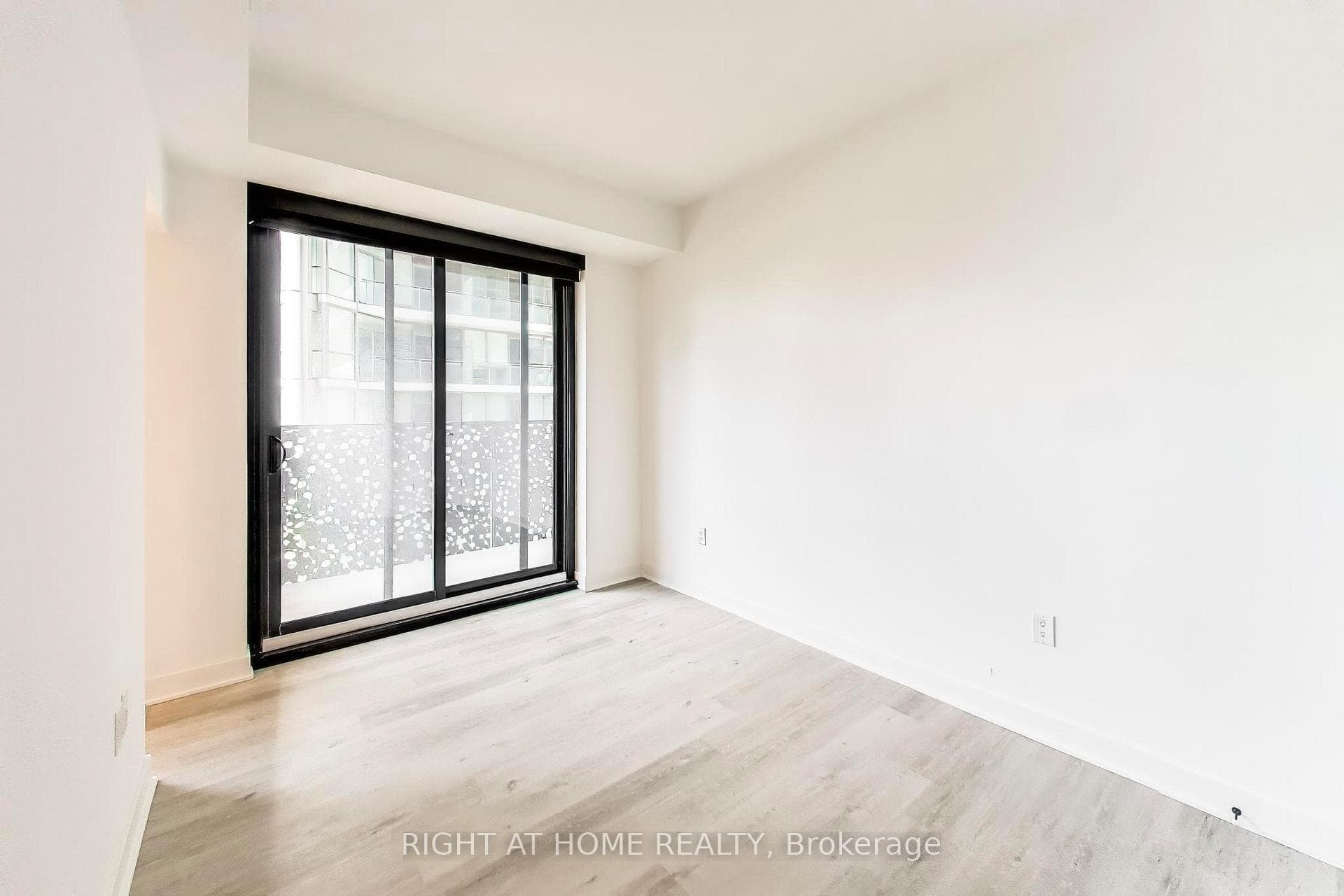 55 Charles Street Unit 1406 photo 13