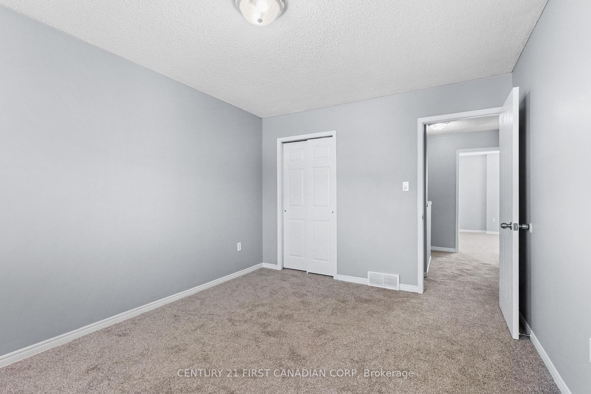 1199 HAMILTON Road Unit 49 photo 22