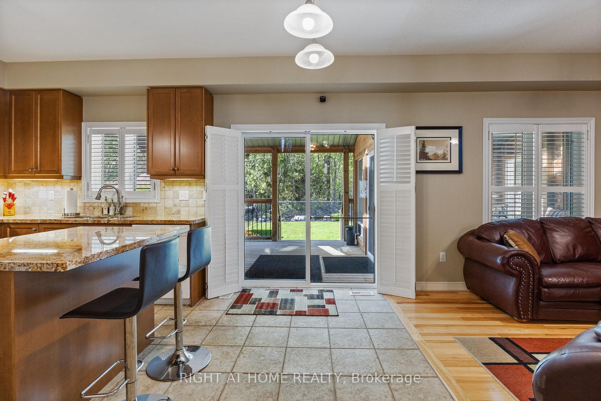 532 George Reynolds Drive photo 8