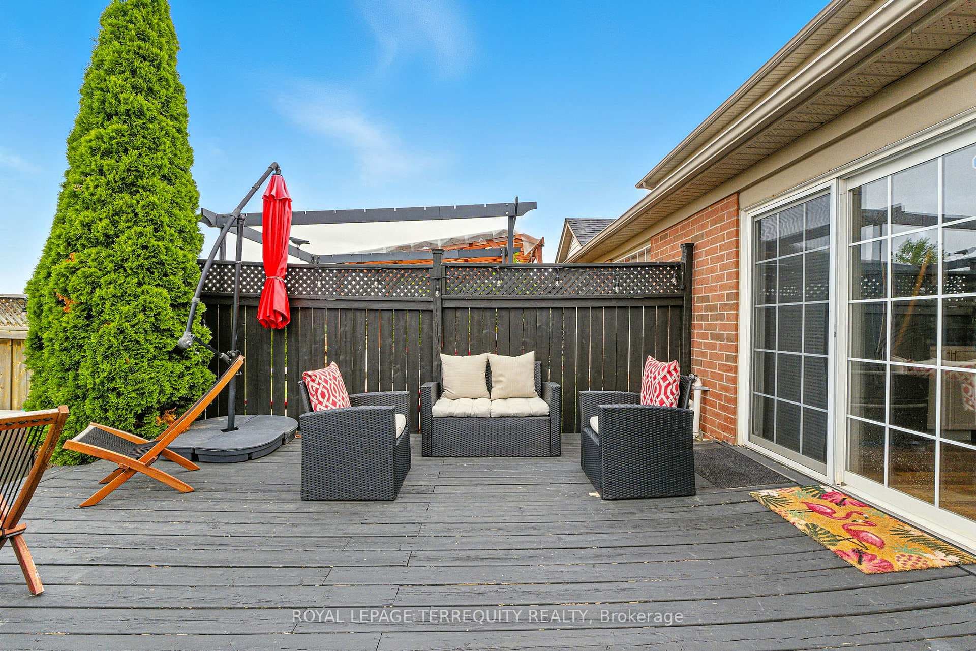 1117 Riddell Crescent photo 47