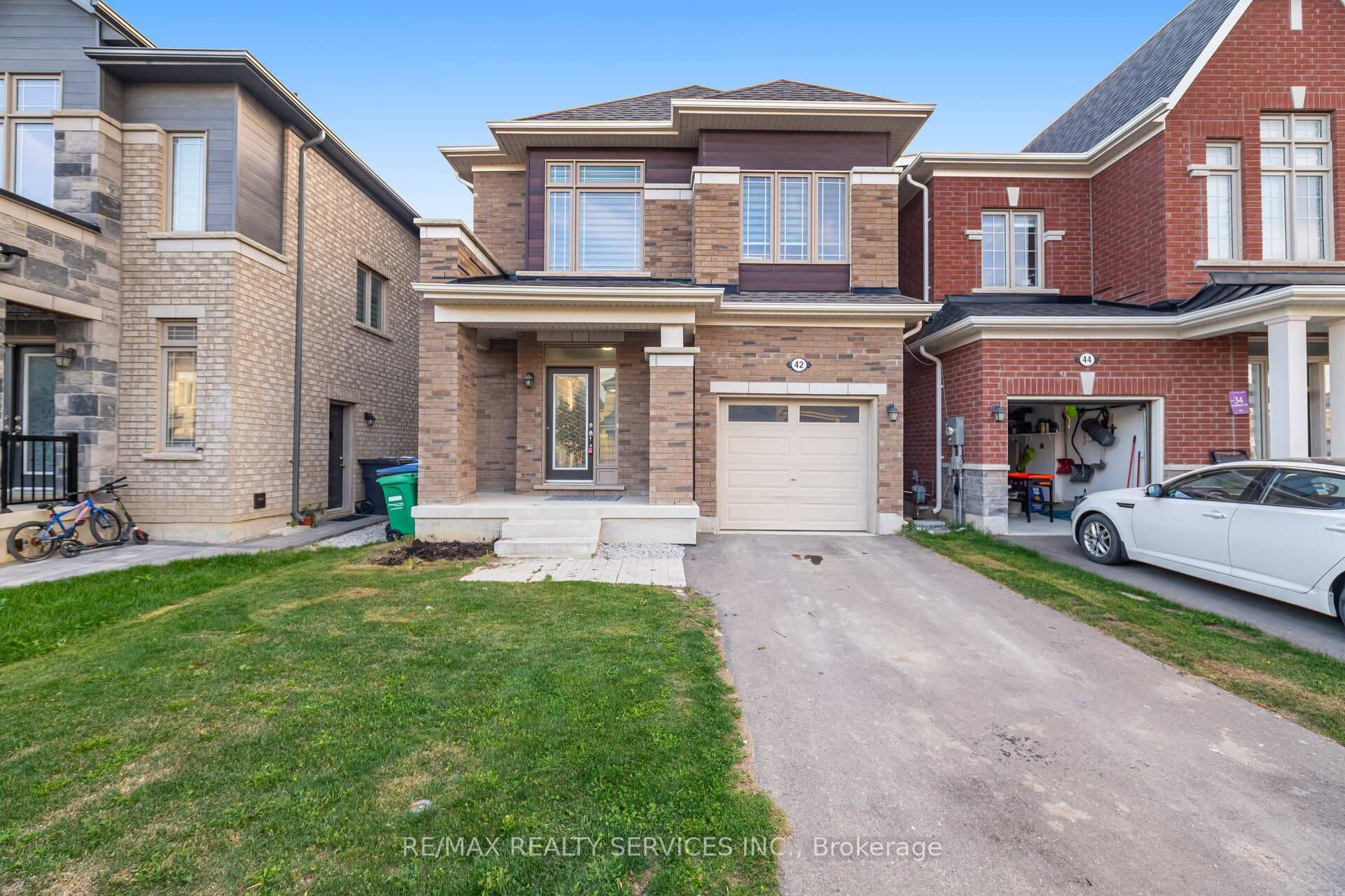 42 Thornvalley Terrace photo 3
