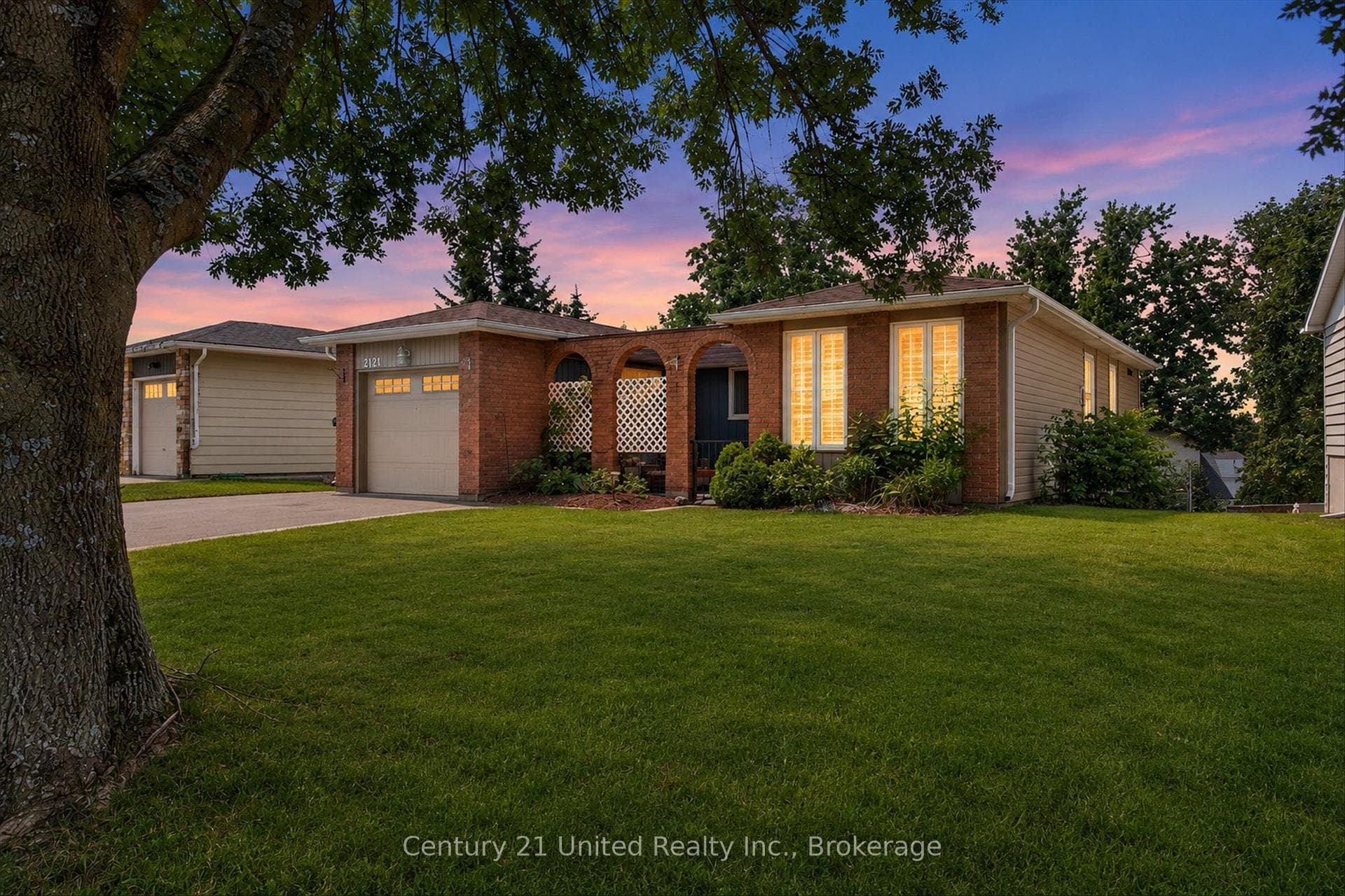 2121 Meadowview Road photo 1