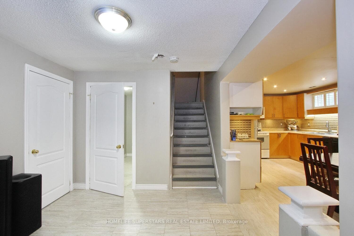 22 Poinsettia Place photo 30