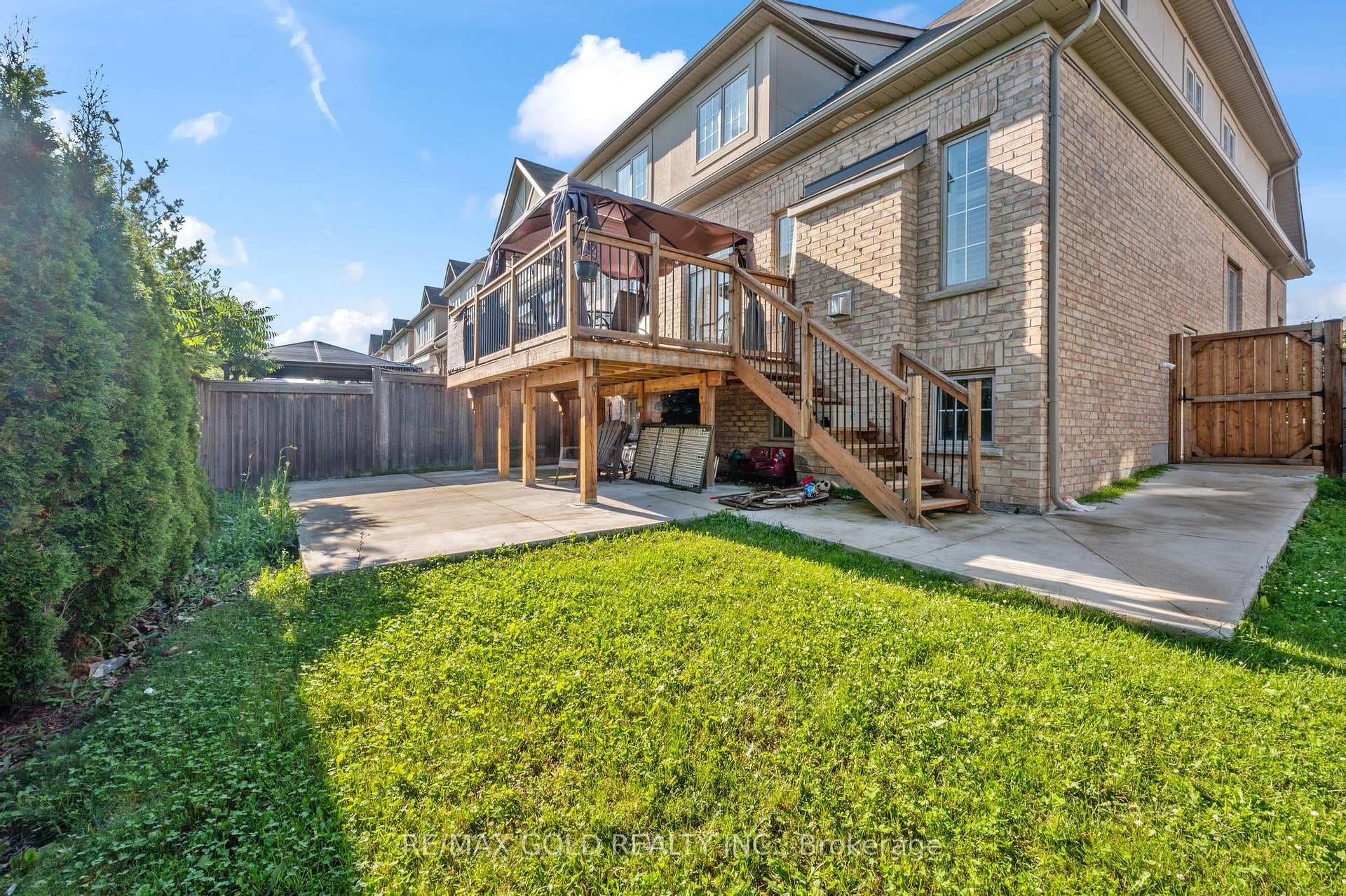 26 Naperton Drive photo 32